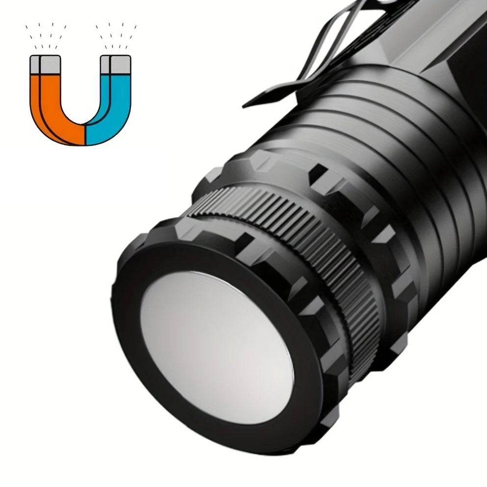 Lanternă LED tactică cu magnet - Neagră